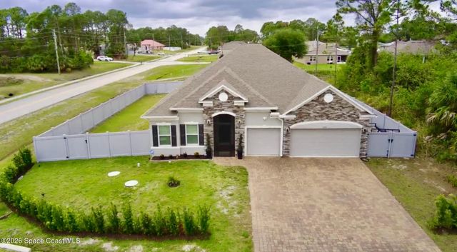 2298 Harbison Avenue SW, Palm Bay, FL 32908