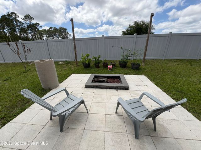 2298 Harbison Avenue SW, Palm Bay, FL 32908