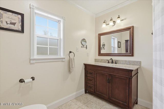 105 Carl Terry Rd, Wartburg, TN 37887