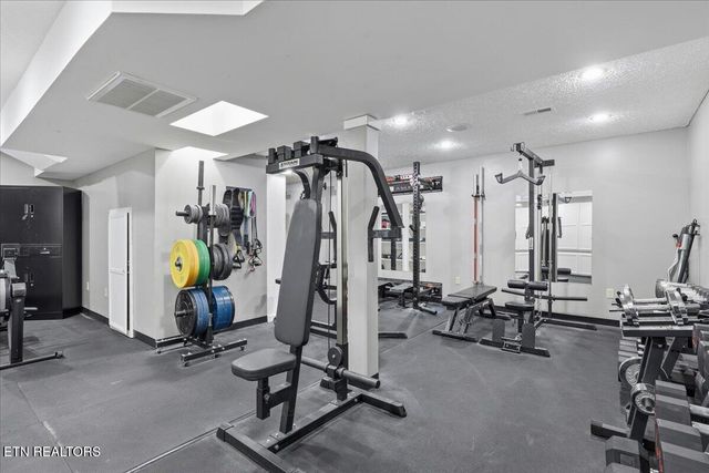 105 Carl Terry Rd, Wartburg, TN 37887