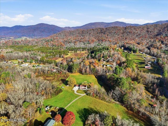 105 Carl Terry Rd, Wartburg, TN 37887