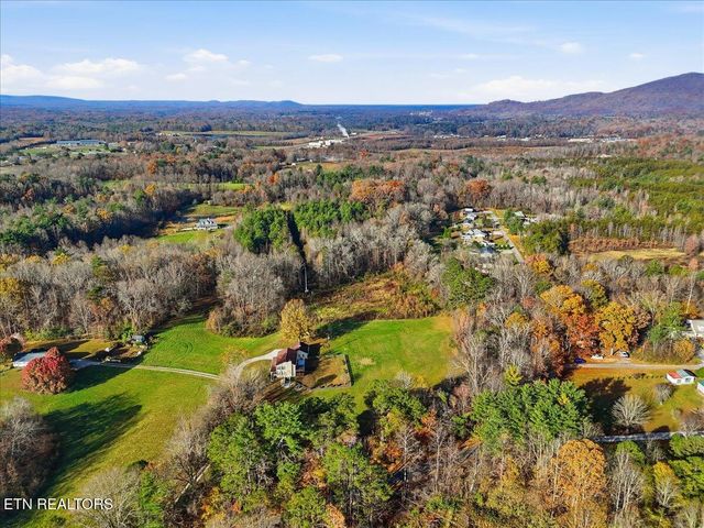 105 Carl Terry Rd, Wartburg, TN 37887