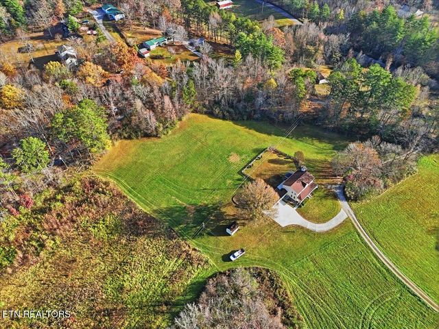 105 Carl Terry Rd, Wartburg, TN 37887