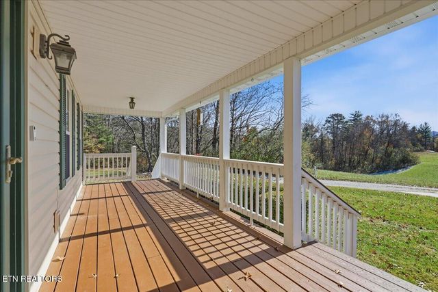 105 Carl Terry Rd, Wartburg, TN 37887