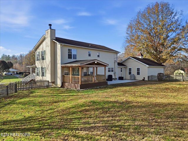 105 Carl Terry Rd, Wartburg, TN 37887