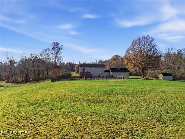 105 Carl Terry Rd, Wartburg, TN 37887