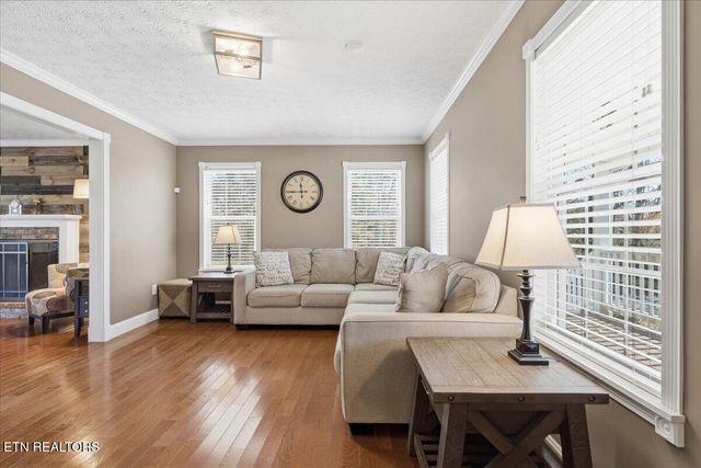 105 Carl Terry Rd, Wartburg, TN 37887