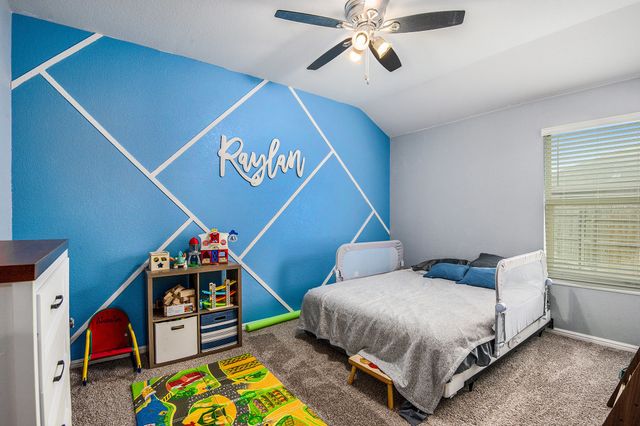421 Houndstooth Drive, Fort Worth, TX 76131