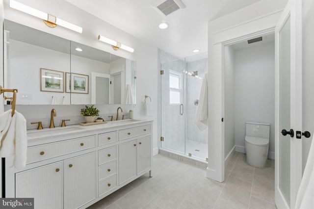 8615 KERRY LN, Springfield, VA 22152