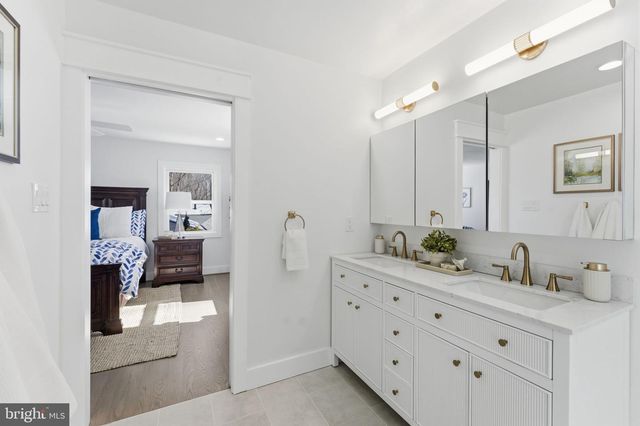 8615 KERRY LN, Springfield, VA 22152