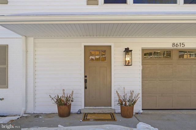 8615 KERRY LN, Springfield, VA 22152