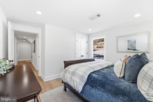 8615 KERRY LN, Springfield, VA 22152