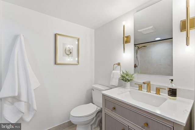 8615 KERRY LN, Springfield, VA 22152