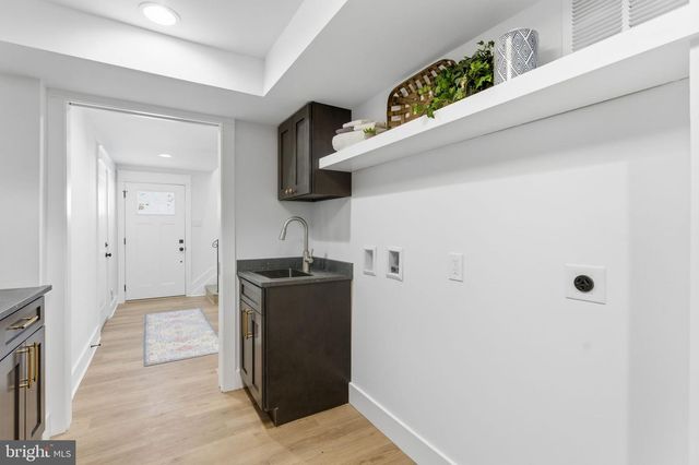 8615 KERRY LN, Springfield, VA 22152