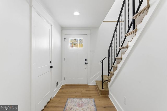 8615 KERRY LN, Springfield, VA 22152