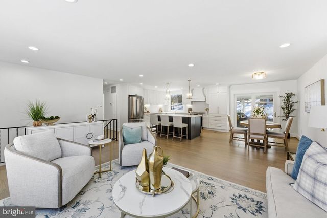 8615 KERRY LN, Springfield, VA 22152