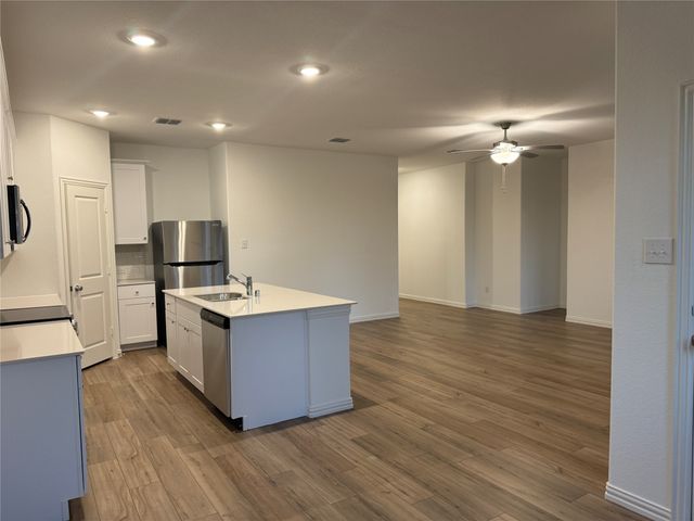 143 Jenkinson Drive, Fate, TX 75189