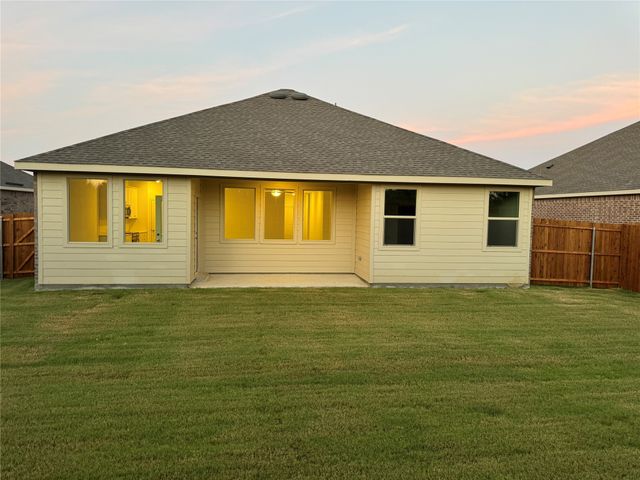 143 Jenkinson Drive, Fate, TX 75189