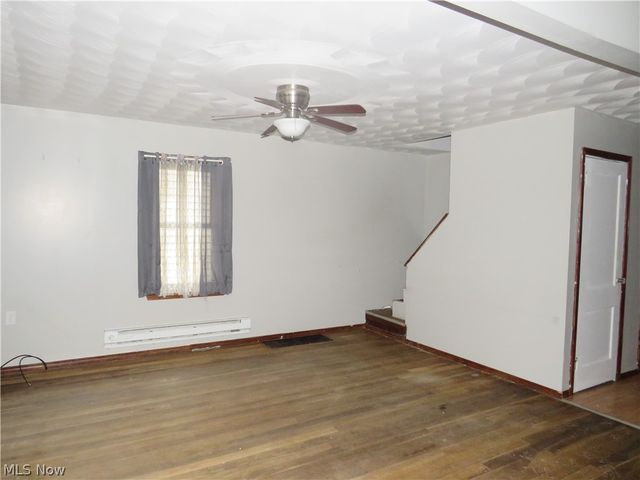 227 Main Street, Follansbee, WV 26037