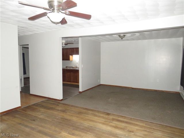 227 Main Street, Follansbee, WV 26037
