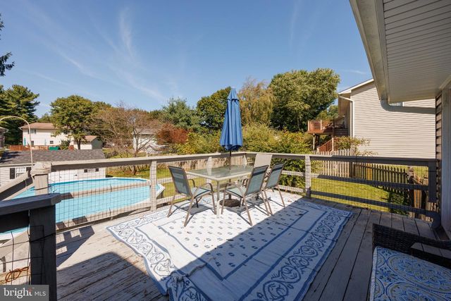 1702 GEMINI DR, Sykesville, MD 21784