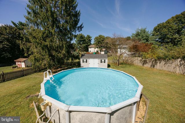 1702 GEMINI DR, Sykesville, MD 21784