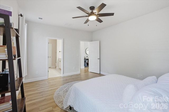 602 Banter Lane, Cramerton, NC 28032