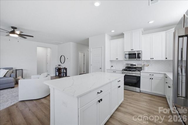 602 Banter Lane, Cramerton, NC 28032