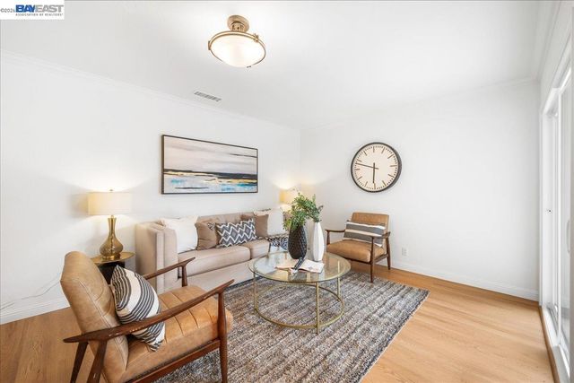 7295 Kolb Pl, Dublin, CA 94568