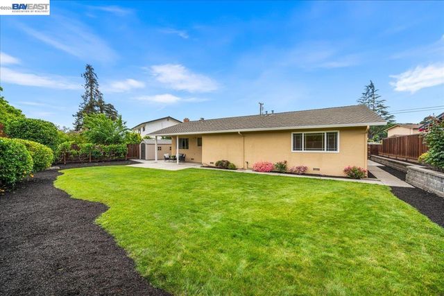 7295 Kolb Pl, Dublin, CA 94568