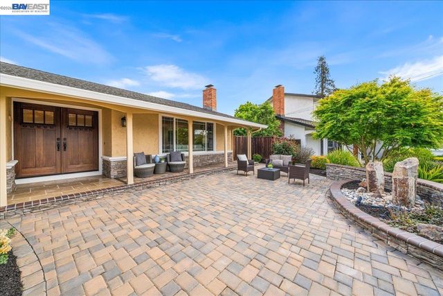7295 Kolb Pl, Dublin, CA 94568