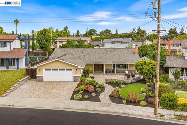 7295 Kolb Pl, Dublin, CA 94568
