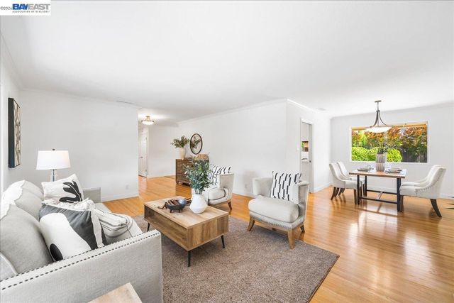 7295 Kolb Pl, Dublin, CA 94568