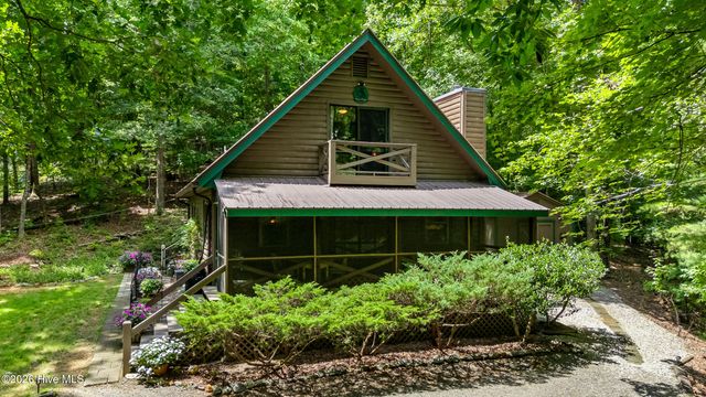 317 W Hills Drive, Murphy, NC 28906