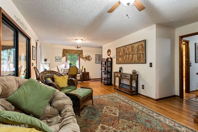 317 W Hills Drive, Murphy, NC 28906