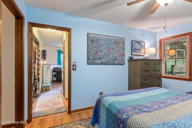 317 W Hills Drive, Murphy, NC 28906