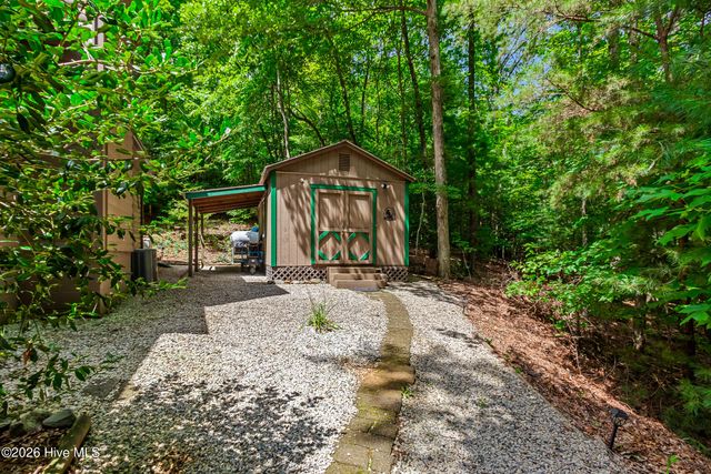 317 W Hills Drive, Murphy, NC 28906