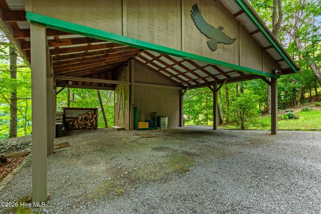 317 W Hills Drive, Murphy, NC 28906