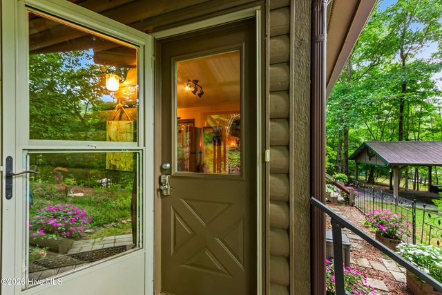 317 W Hills Drive, Murphy, NC 28906