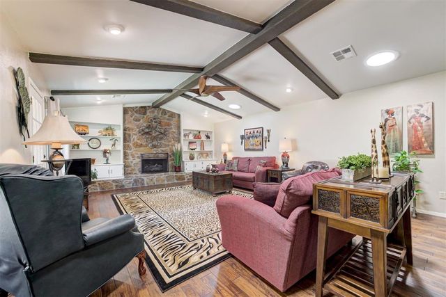 1600 Ridgecrest Road, Edmond, OK 73013