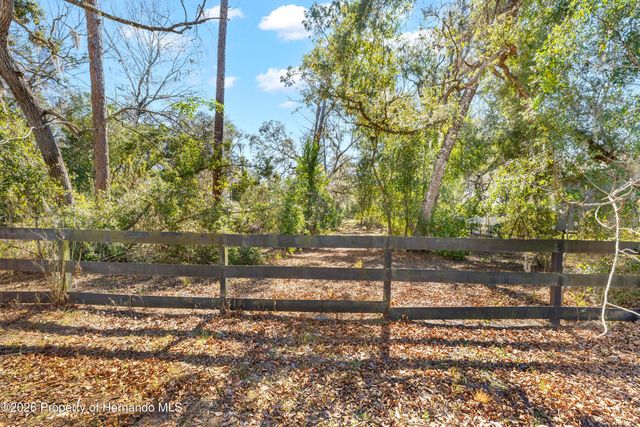 5104 Westlake Boulevard, Ridge Manor, FL 33523