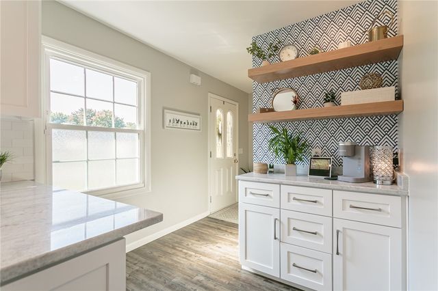 36 Tomahawk Trail, Henrietta, NY 14467