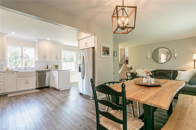 36 Tomahawk Trail, Henrietta, NY 14467