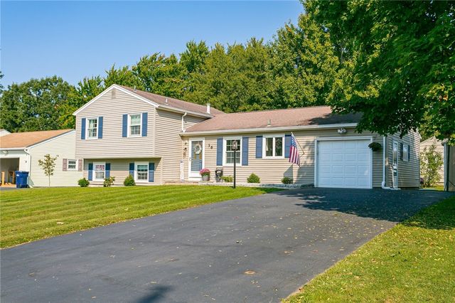 36 Tomahawk Trail, Henrietta, NY 14467