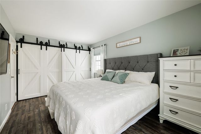 36 Tomahawk Trail, Henrietta, NY 14467