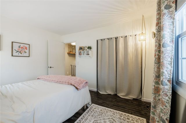 36 Tomahawk Trail, Henrietta, NY 14467