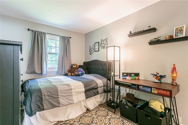 36 Tomahawk Trail, Henrietta, NY 14467