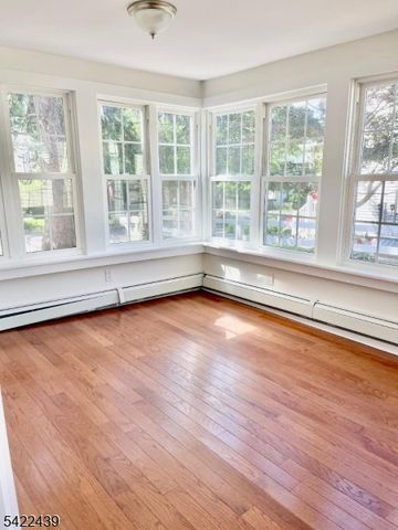 47 Franklin St, Franklin Twp., NJ 08873
