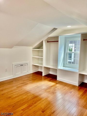 47 Franklin St, Franklin Twp., NJ 08873