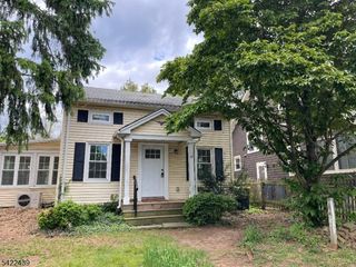 47 Franklin St, Franklin Twp., NJ 08873